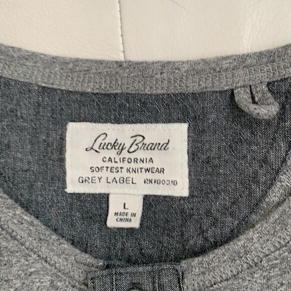 Lucky Brand Softest Knitwear Long Sleeve Men’s T-Short Size L - Picture 11 of 11